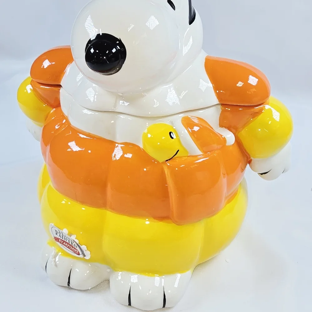 Peanuts | Snoopy Candy Corn Puffer Jacket 11 Inch Cookie Jar NEW IN BOX!
